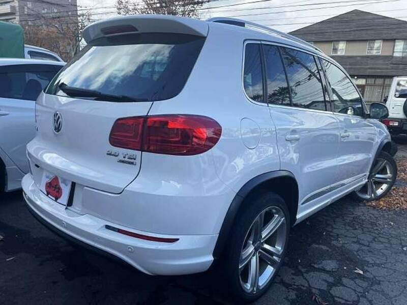 TIGUAN-2