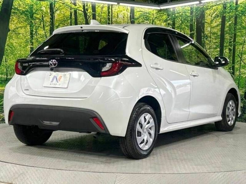 YARIS-17