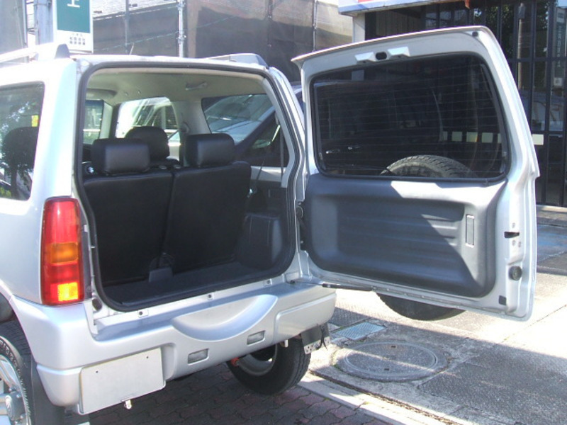 JIMNY-10