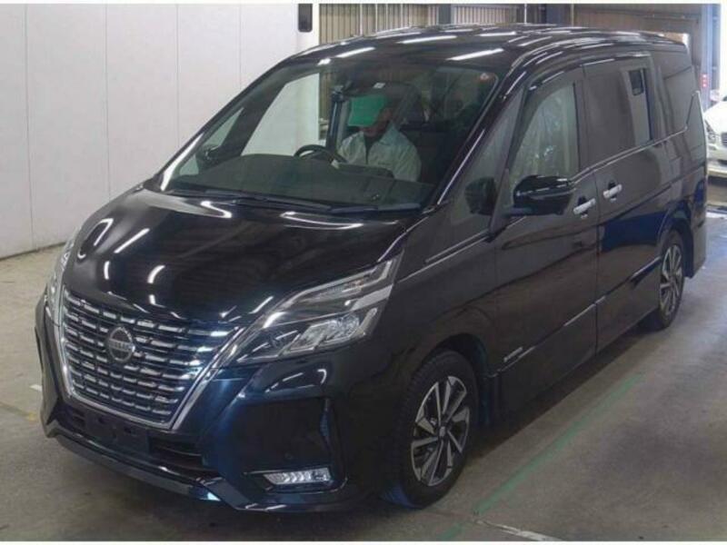 NISSAN　SERENA