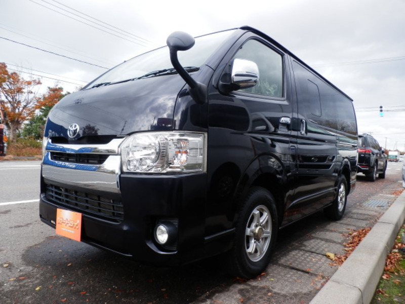 HIACE VAN-2