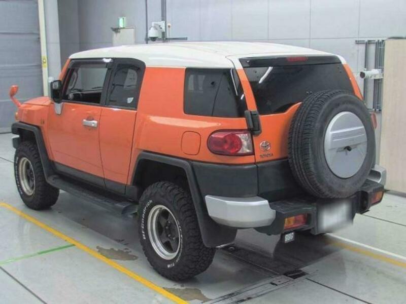 FJ CRUISER-3