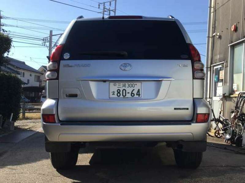 LAND CRUISER PRADO-4