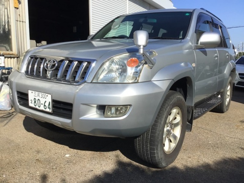 TOYOTA LAND CRUISER PRADO