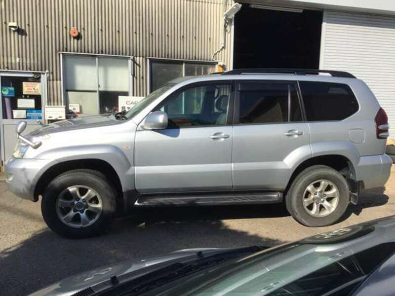 LAND CRUISER PRADO