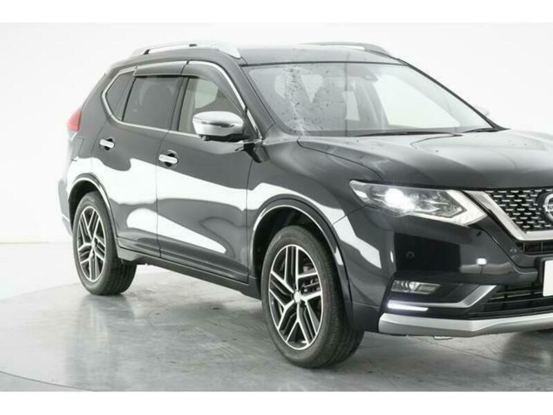 X-TRAIL-5