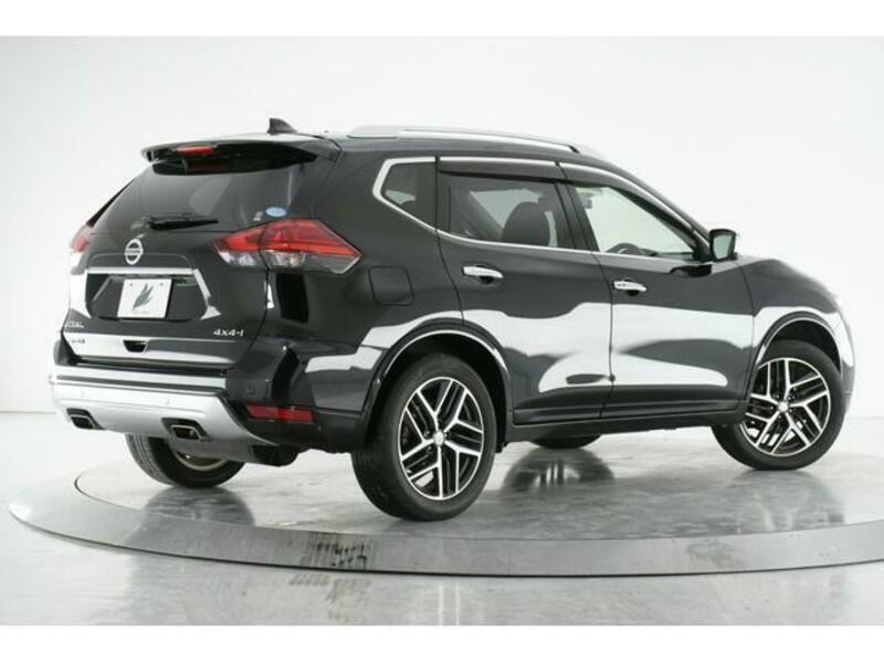 X-TRAIL-2