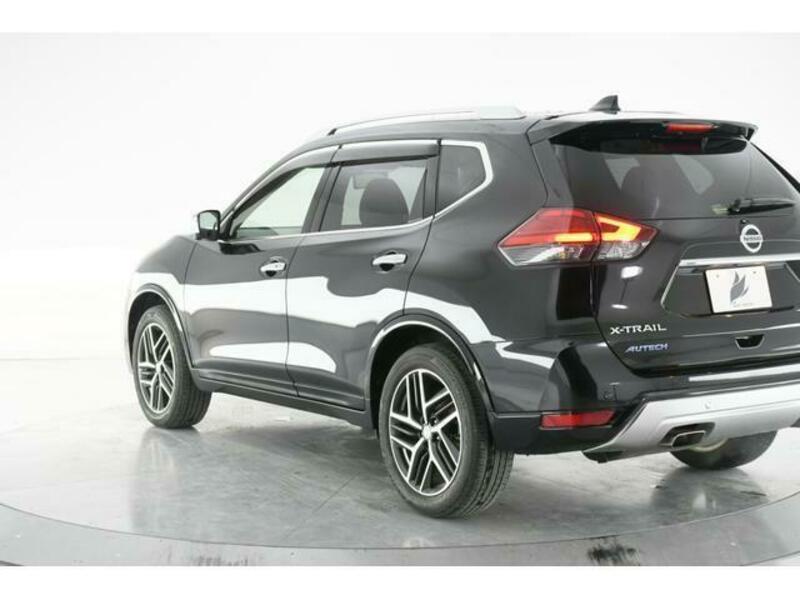 X-TRAIL-7