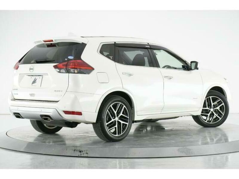 X-TRAIL-2