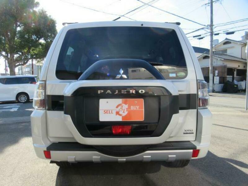 PAJERO-1