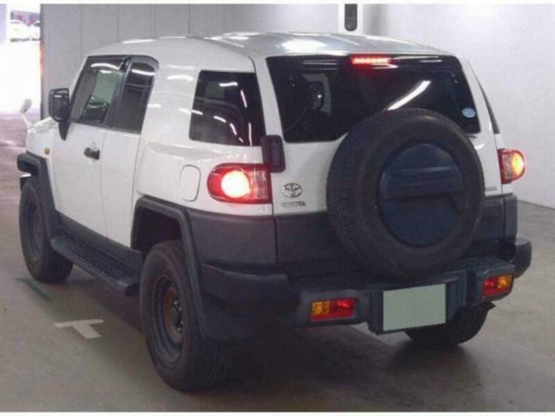 FJ CRUISER-3