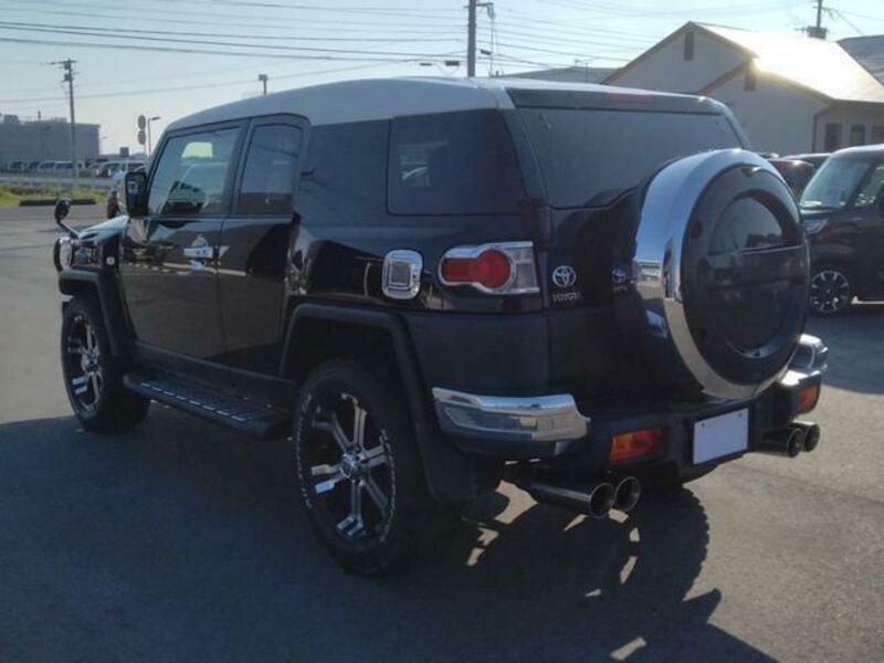 FJ CRUISER-3