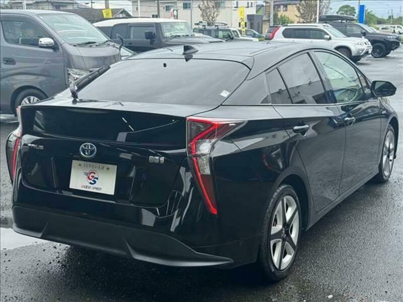 PRIUS-15