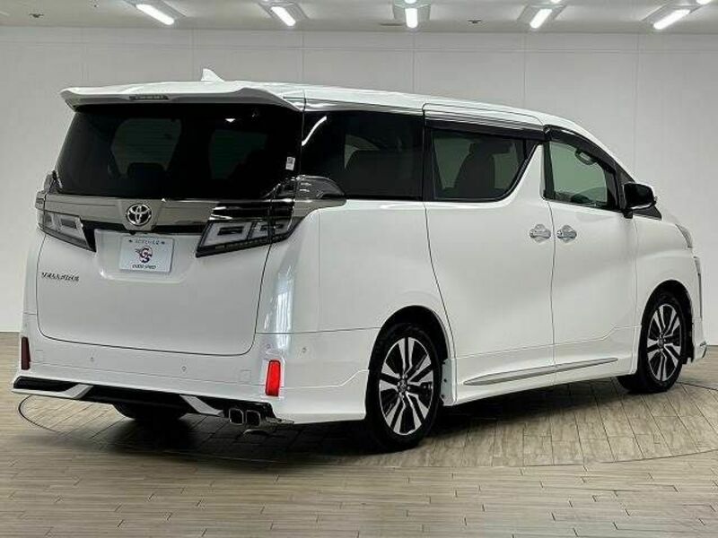 VELLFIRE-15