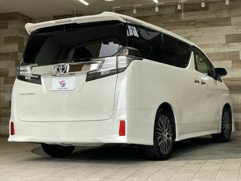 VELLFIRE-16