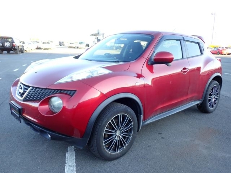 NISSAN JUKE