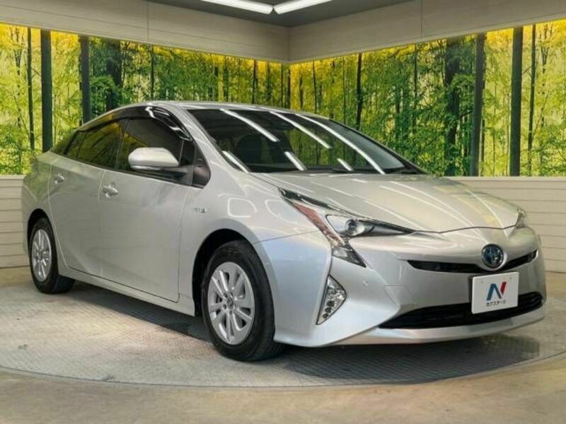 PRIUS-16