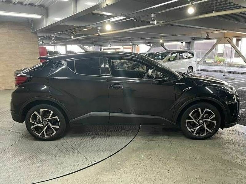 C-HR-17