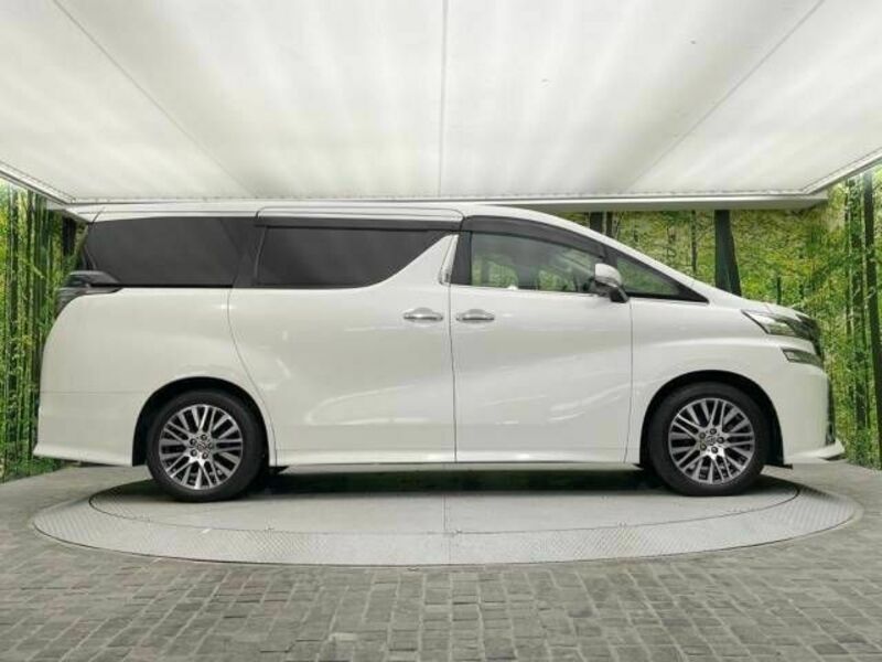 VELLFIRE-18