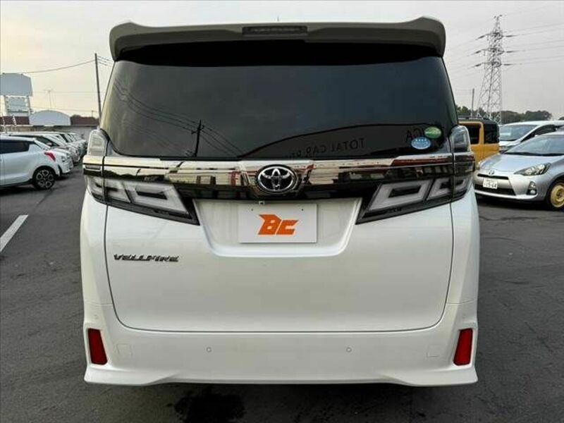 VELLFIRE-13