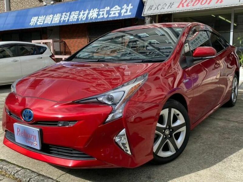 TOYOTA　PRIUS