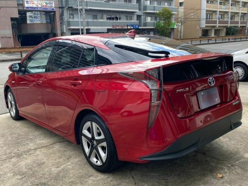 PRIUS-3