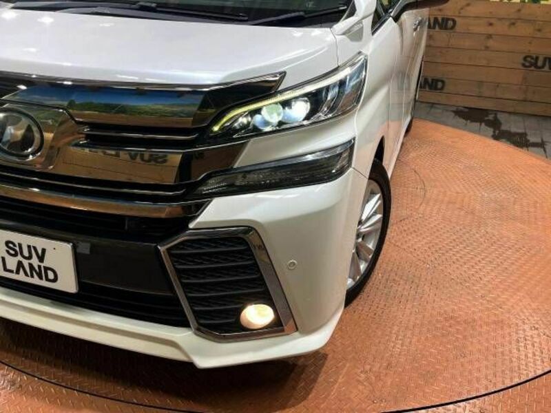 VELLFIRE-9