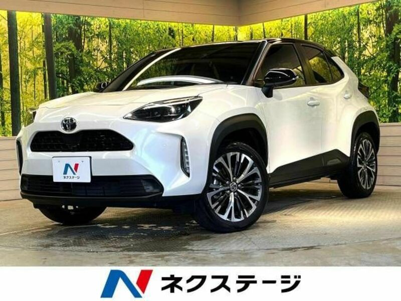 TOYOTA　YARIS CROSS