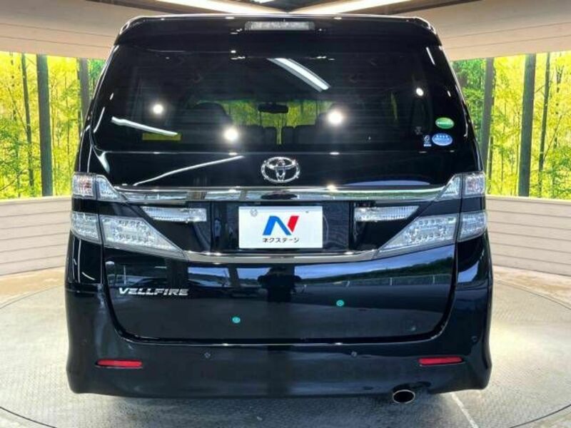 VELLFIRE-15