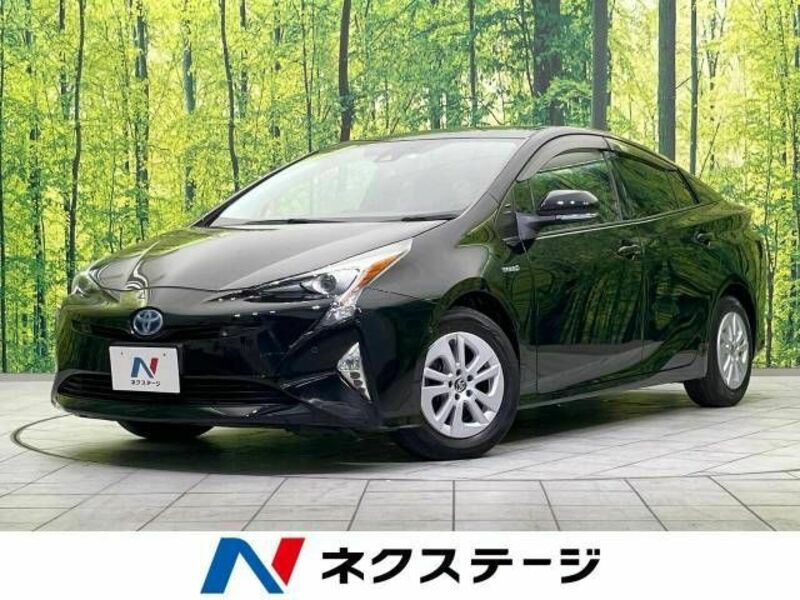 TOYOTA　PRIUS