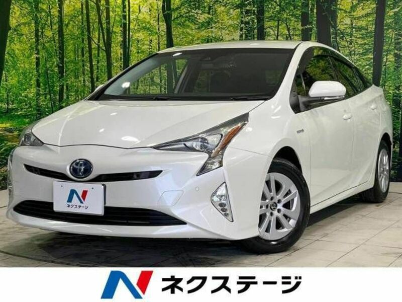 TOYOTA　PRIUS