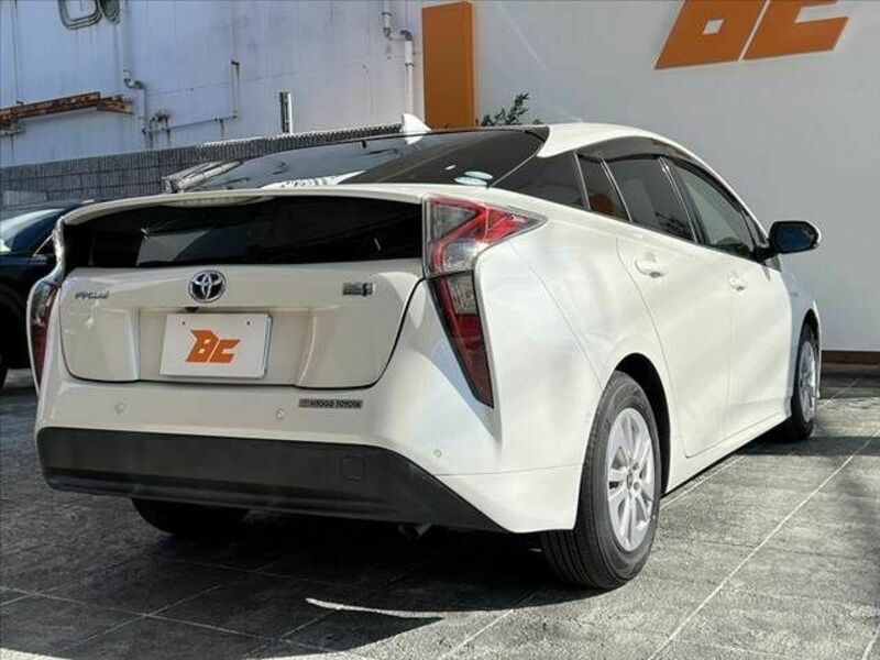 PRIUS-14