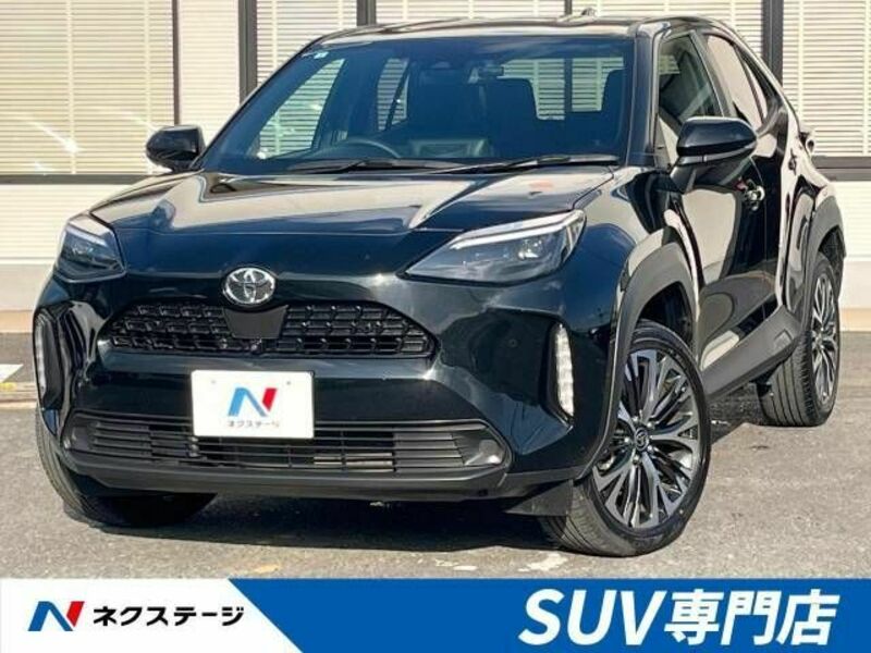 TOYOTA　YARIS CROSS