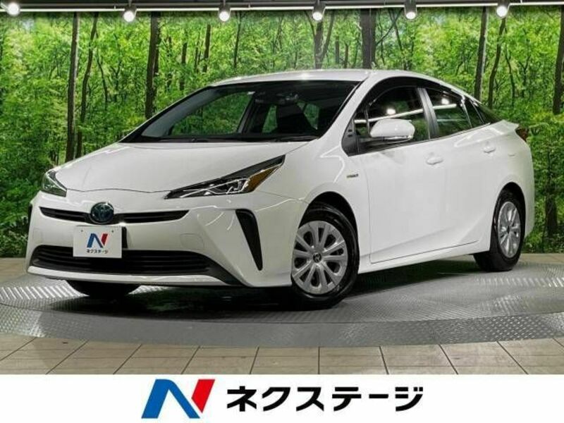 TOYOTA　PRIUS