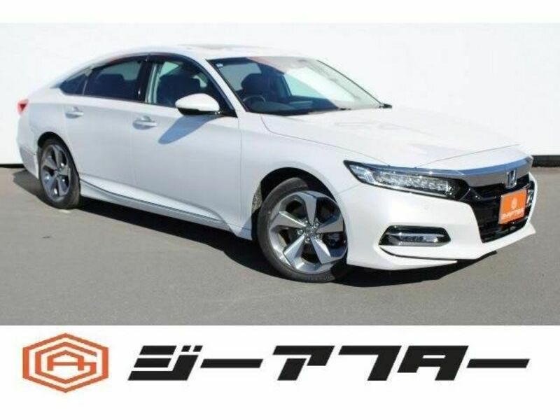 HONDA　ACCORD HYBRID