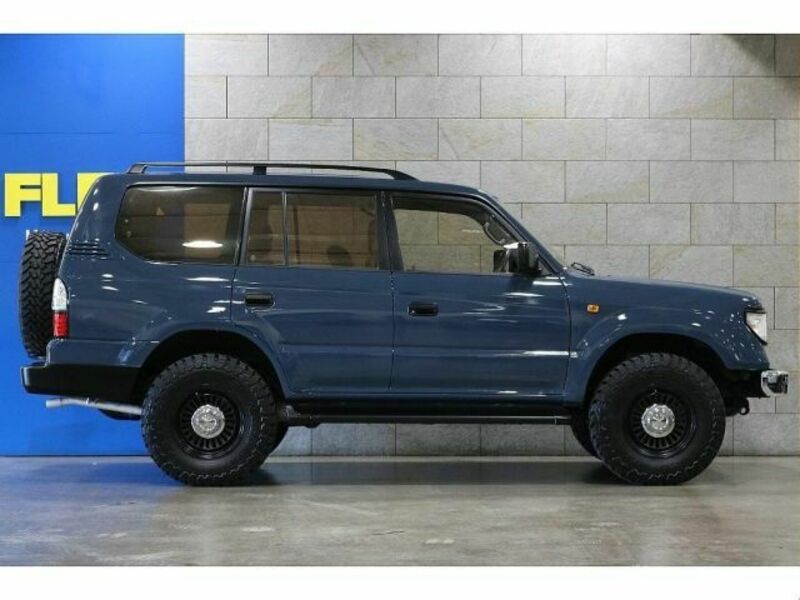 LAND CRUISER PRADO-4