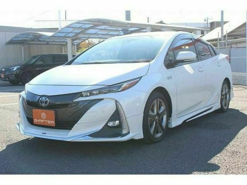 PRIUS PHV