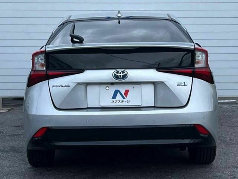 PRIUS-15