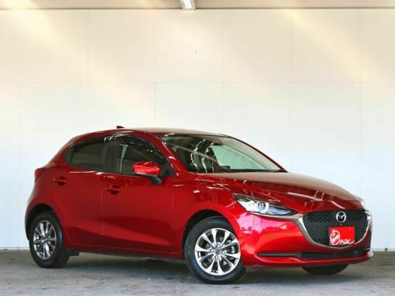 MAZDA2-1