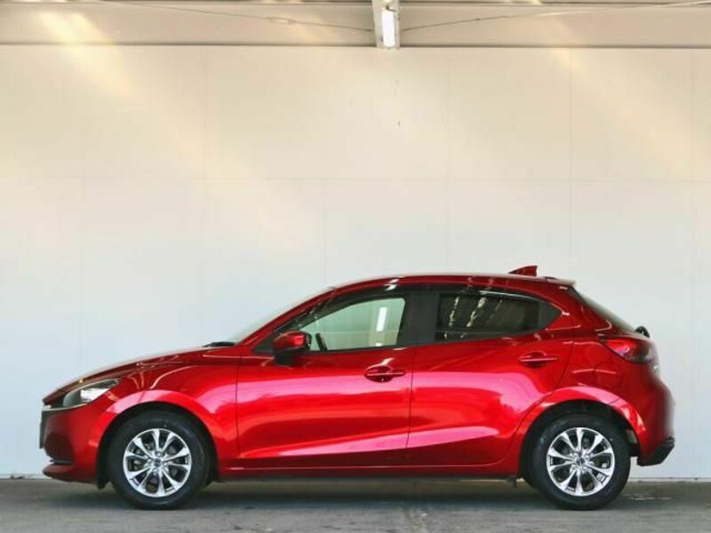 MAZDA2-5