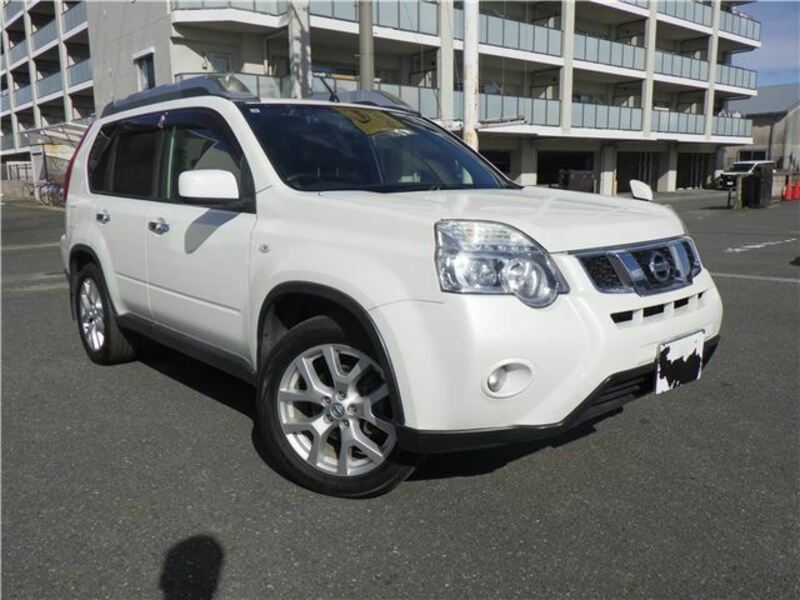 X-TRAIL-1