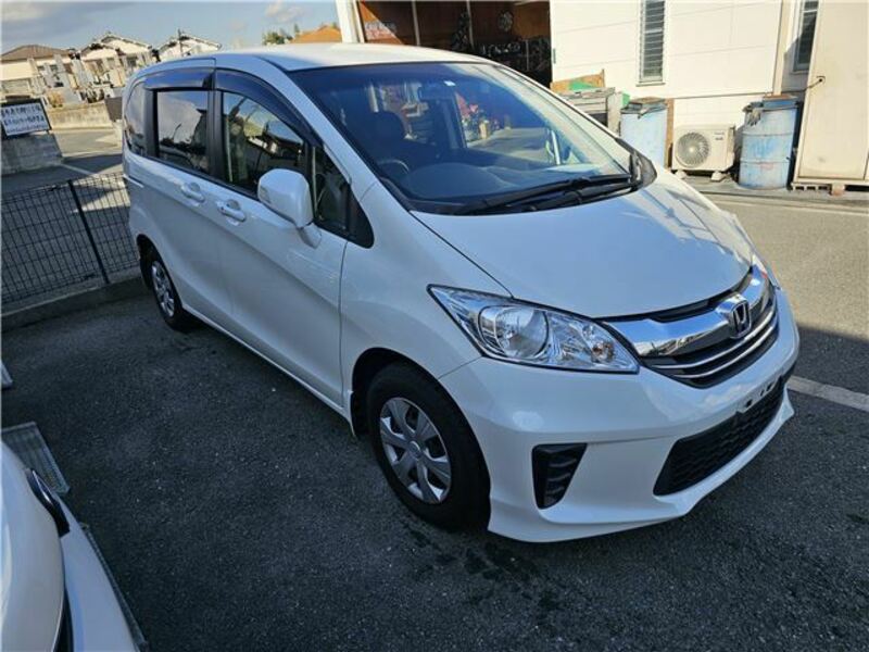 HONDA　FREED