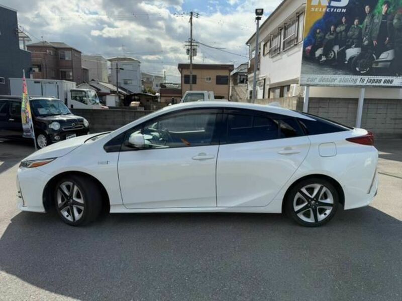 PRIUS PHV-4