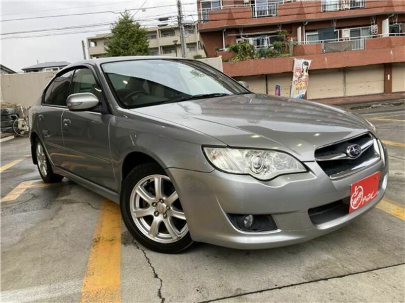 SUBARU　LEGACY B4