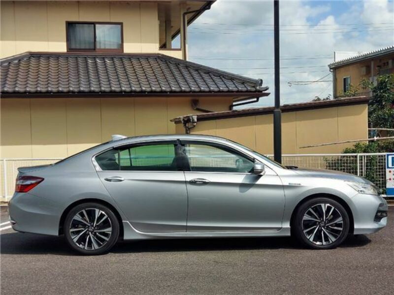 ACCORD HYBRID-6