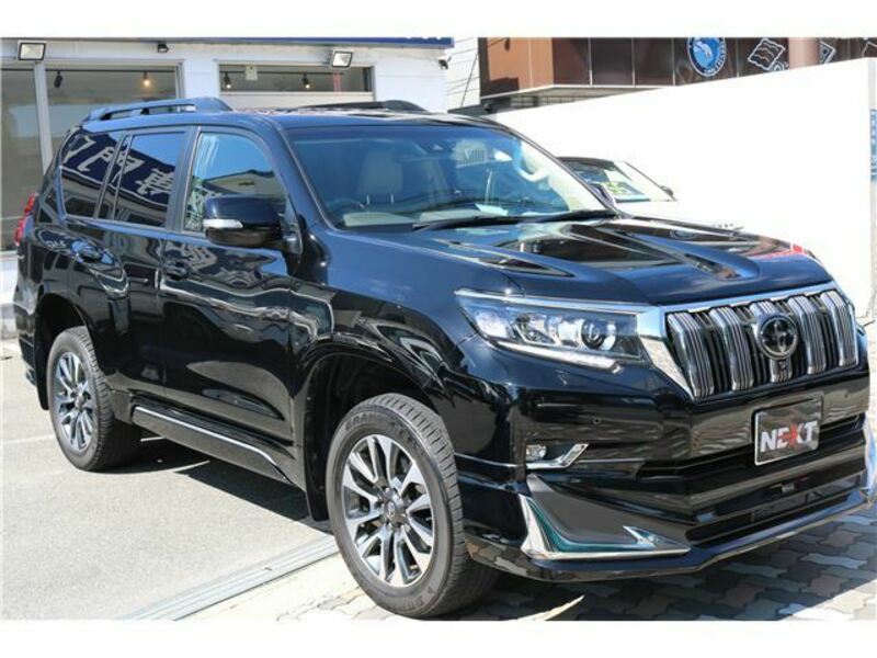 LAND CRUISER PRADO-1