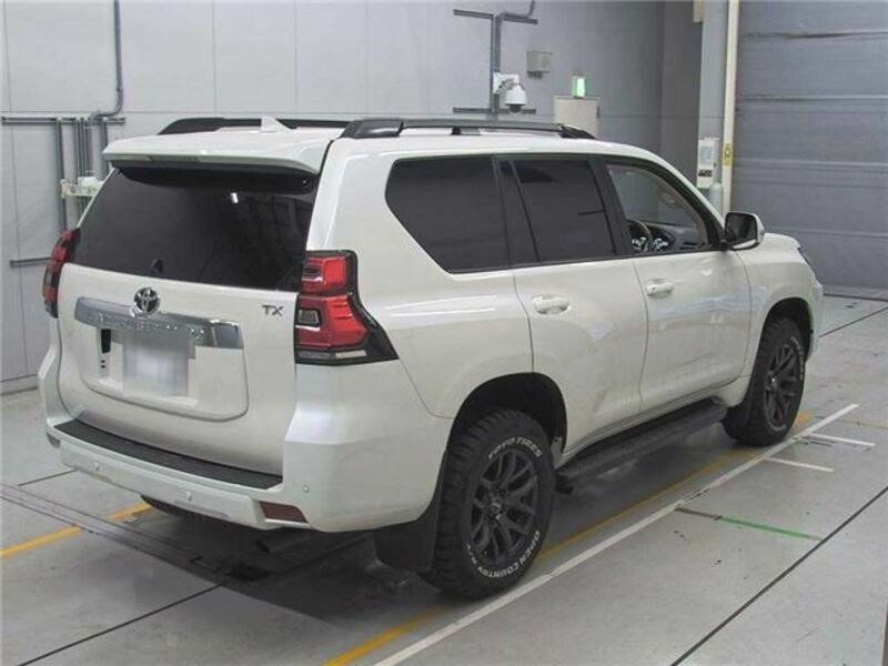 LAND CRUISER PRADO-1