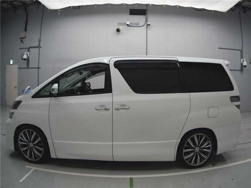 VELLFIRE-3