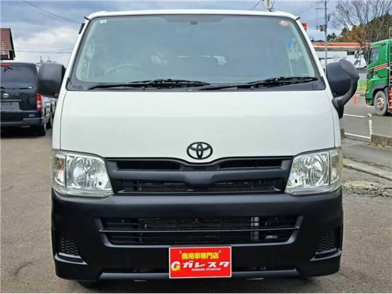 HIACE VAN-3