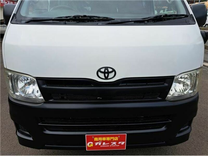 HIACE VAN-4